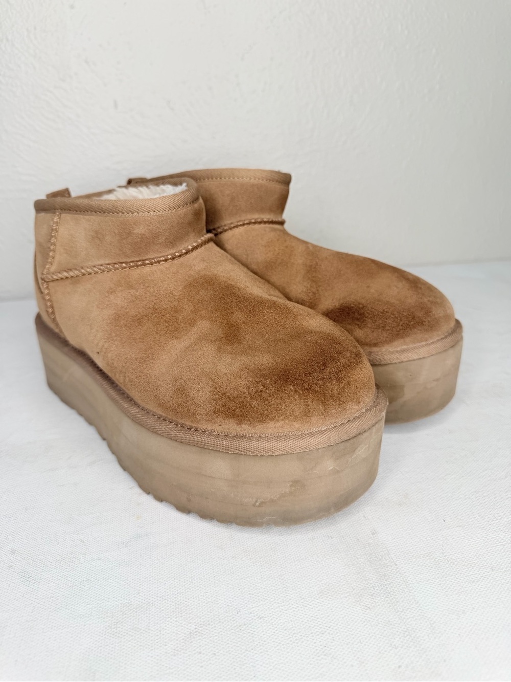UGG Classic ultra mini platform chestnut boots - Picture 4 of 12